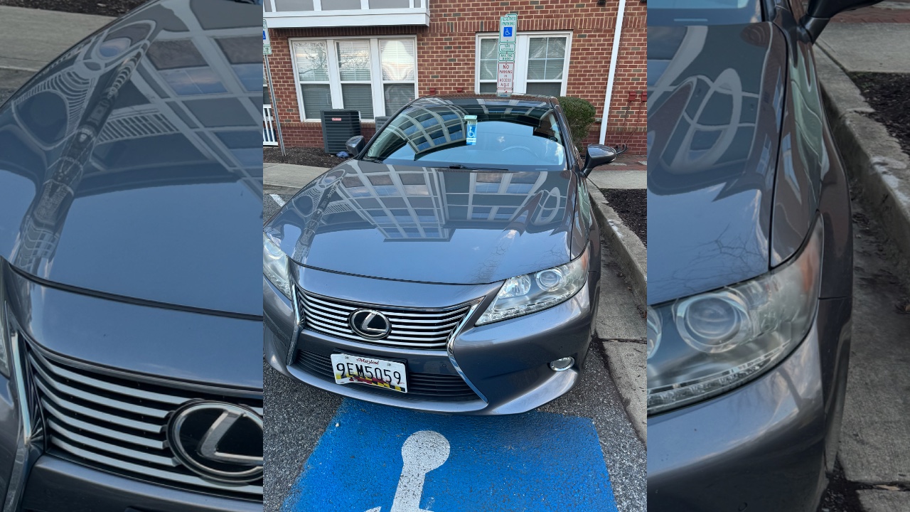 2013 Lexus ES350 picture car for film and TV in Waldorf, MD