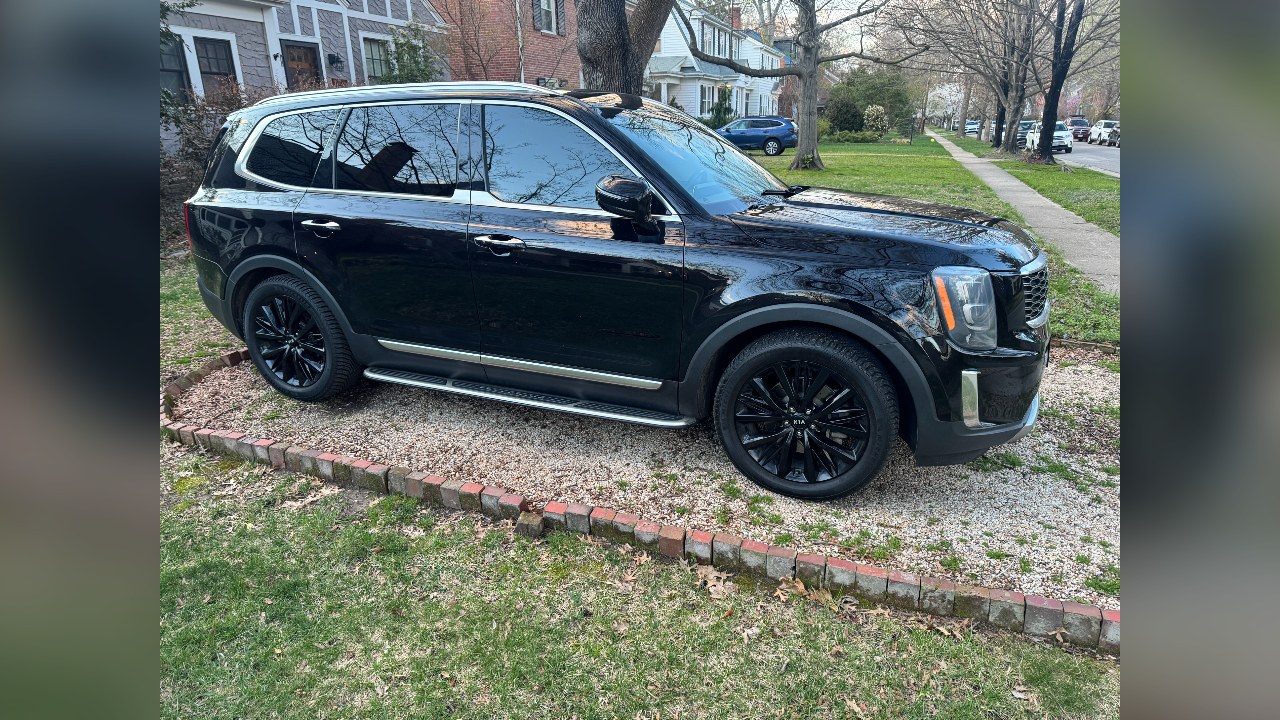 2021 Kia Telluride picture car for film and TV in Richmond, VA
