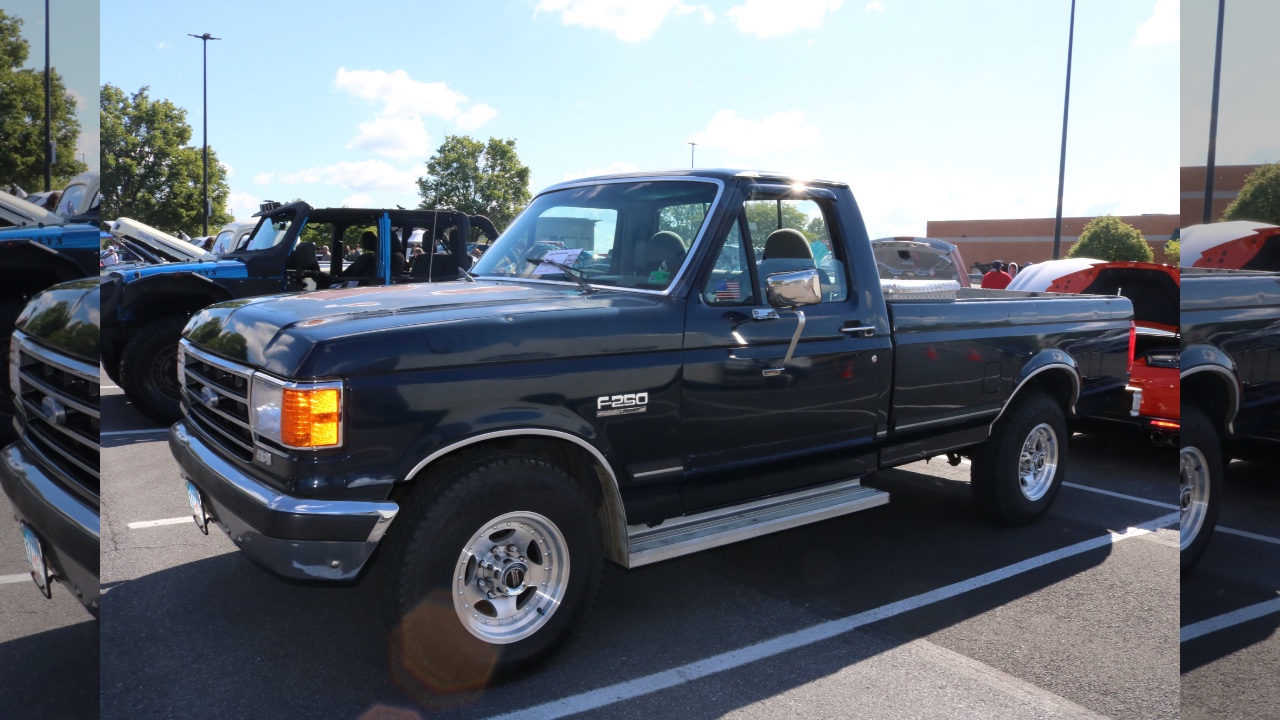 1990 Ford F250 picture car for film and TV in Stephens City, VA